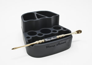 Black Dab Station with Dab Tool From Blazy Susan