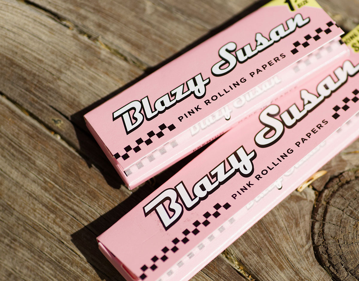 Blazy Susan Pink Rolling Papers